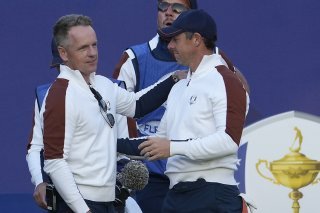 L'Europe du capitaine Luke Donald (à gauche) est idéalement placée pour gagner la Ryder Cup KEYSTONE/AP/Andrew Medichini